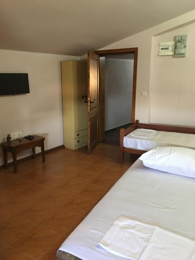 Apartment Klara Бар Екстер'єр фото